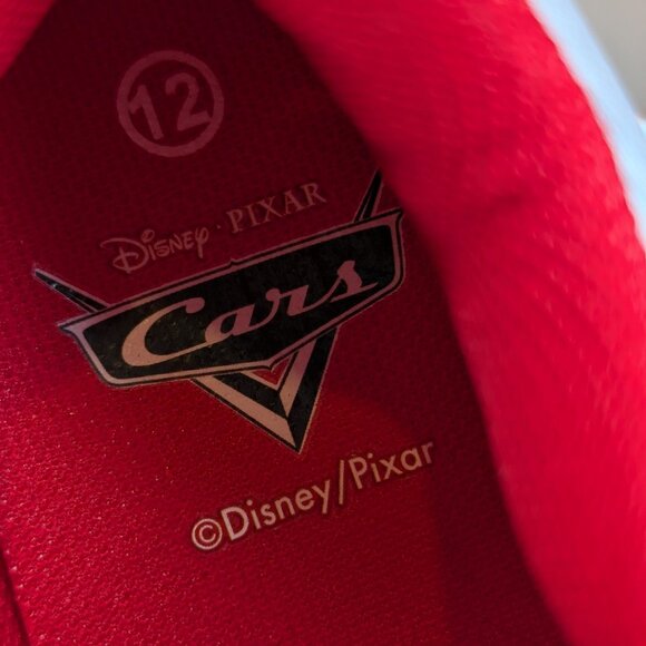 💜 2 for 30 💜 NWT Pixar Cars Lightning McQueen Velcro Shoes - Picture 5 of 5